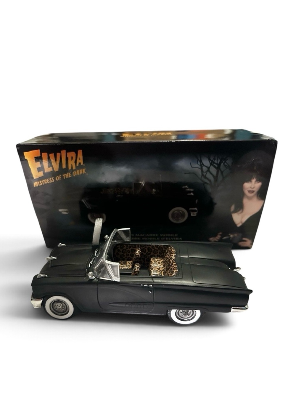 NEW Department 56 Elvira's Macabre Mobile Figurine Convertible Car NIB